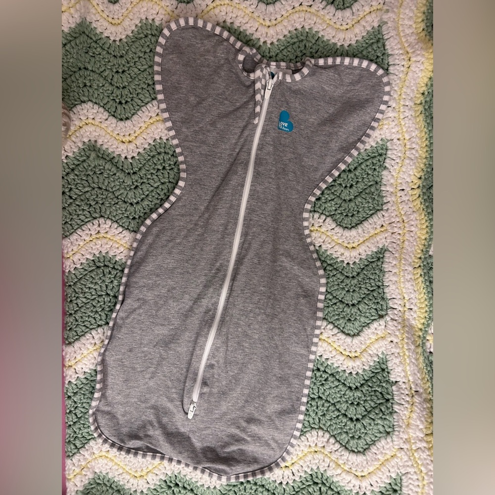 NEWBORN swaddle